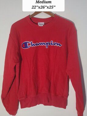 Champion Reverse Weave Embroidered Logo Red Medium Sweatshirt